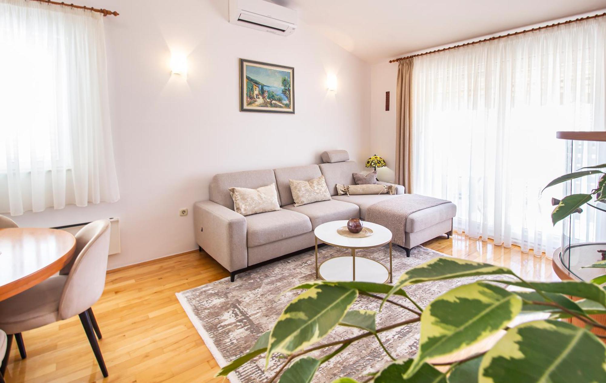 Apartment Anita With Amazing Sea View Макарска Экстерьер фото