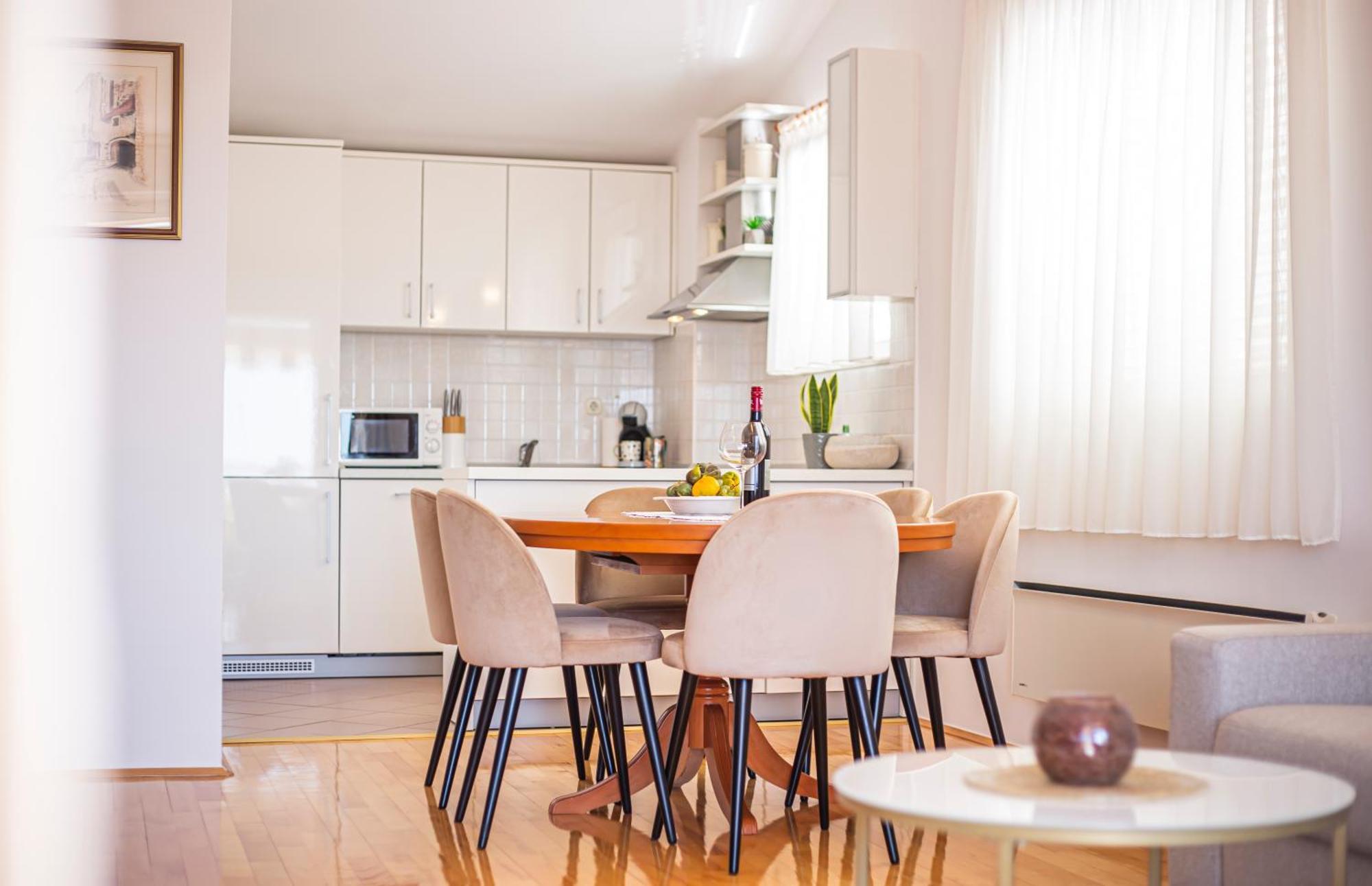 Apartment Anita With Amazing Sea View Макарска Экстерьер фото